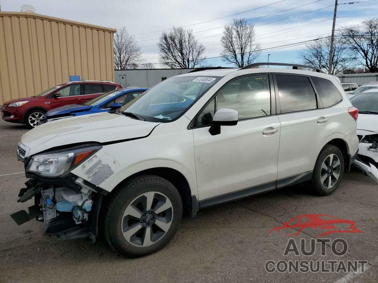 SUBARU FORESTER 2018 - JF2SJAEC7JH492707