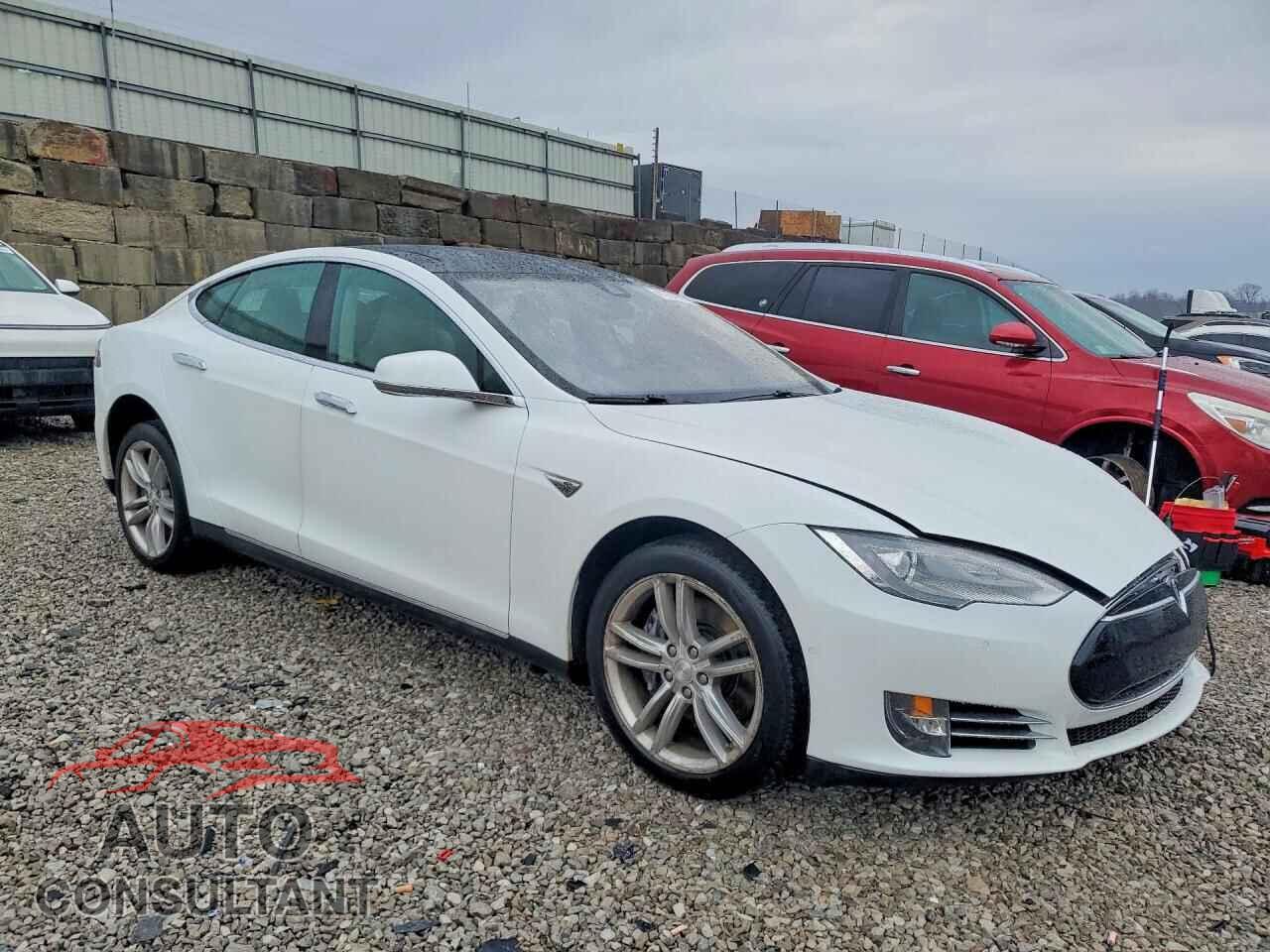 TESLA MODEL S 2014 - 5YJSA1H19EFP61708