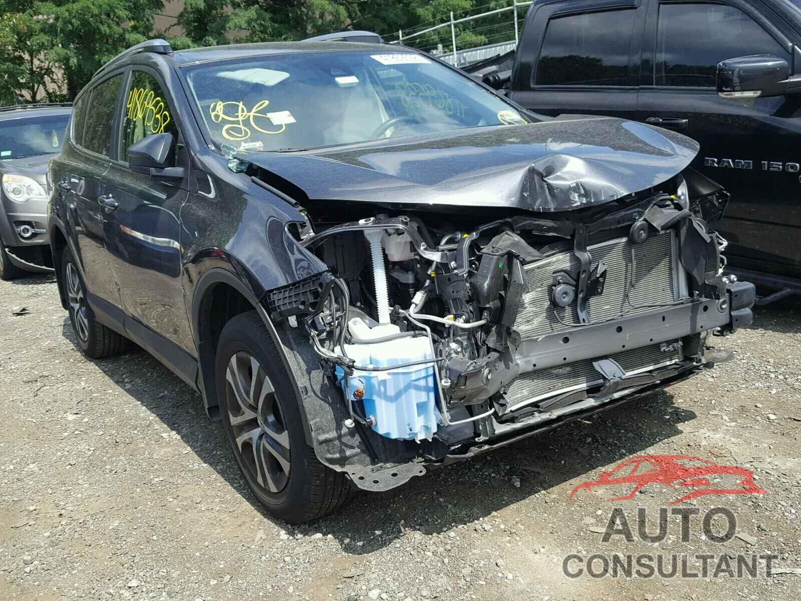 TOYOTA RAV4 LE 2017 - JTMBFREV0HJ124470
