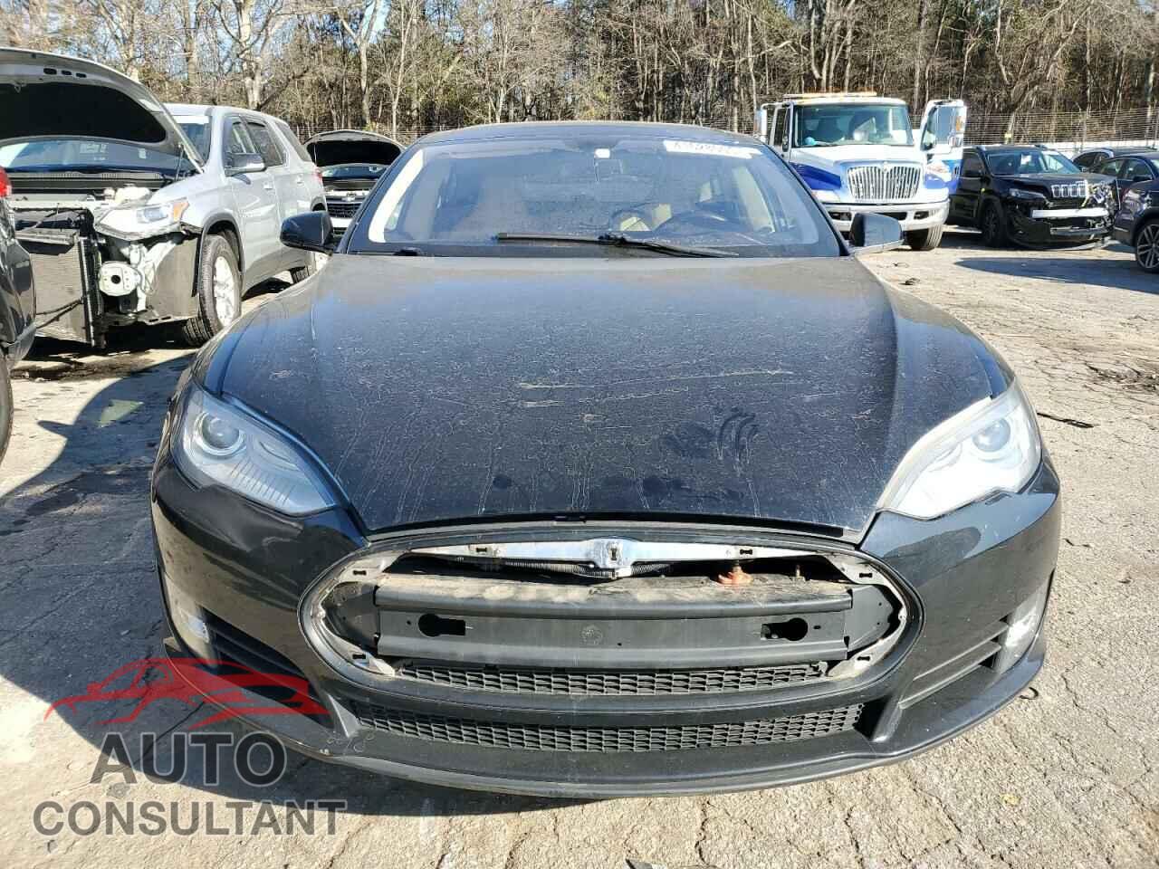 TESLA MODEL S 2013 - 5YJSA1AG6DFP09255