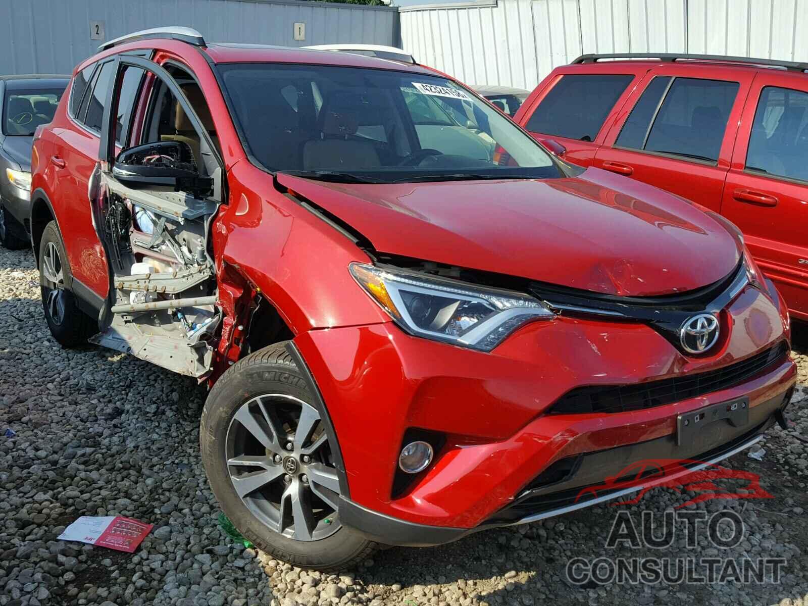 TOYOTA RAV4 XLE 2016 - JTMWFREV5GJ063942