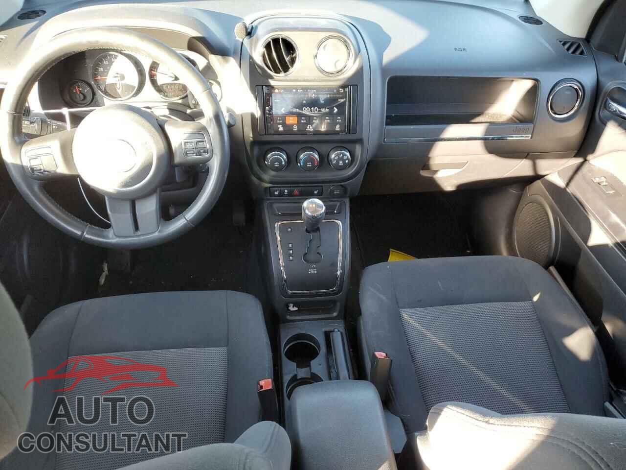 JEEP COMPASS 2011 - 1J4NF1FB6BD207257