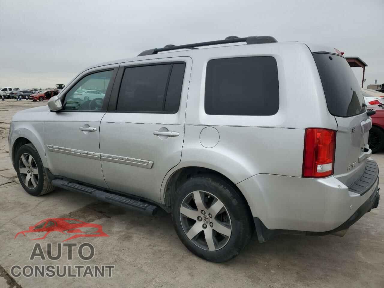 HONDA PILOT 2012 - 5FNYF4H99CB052552
