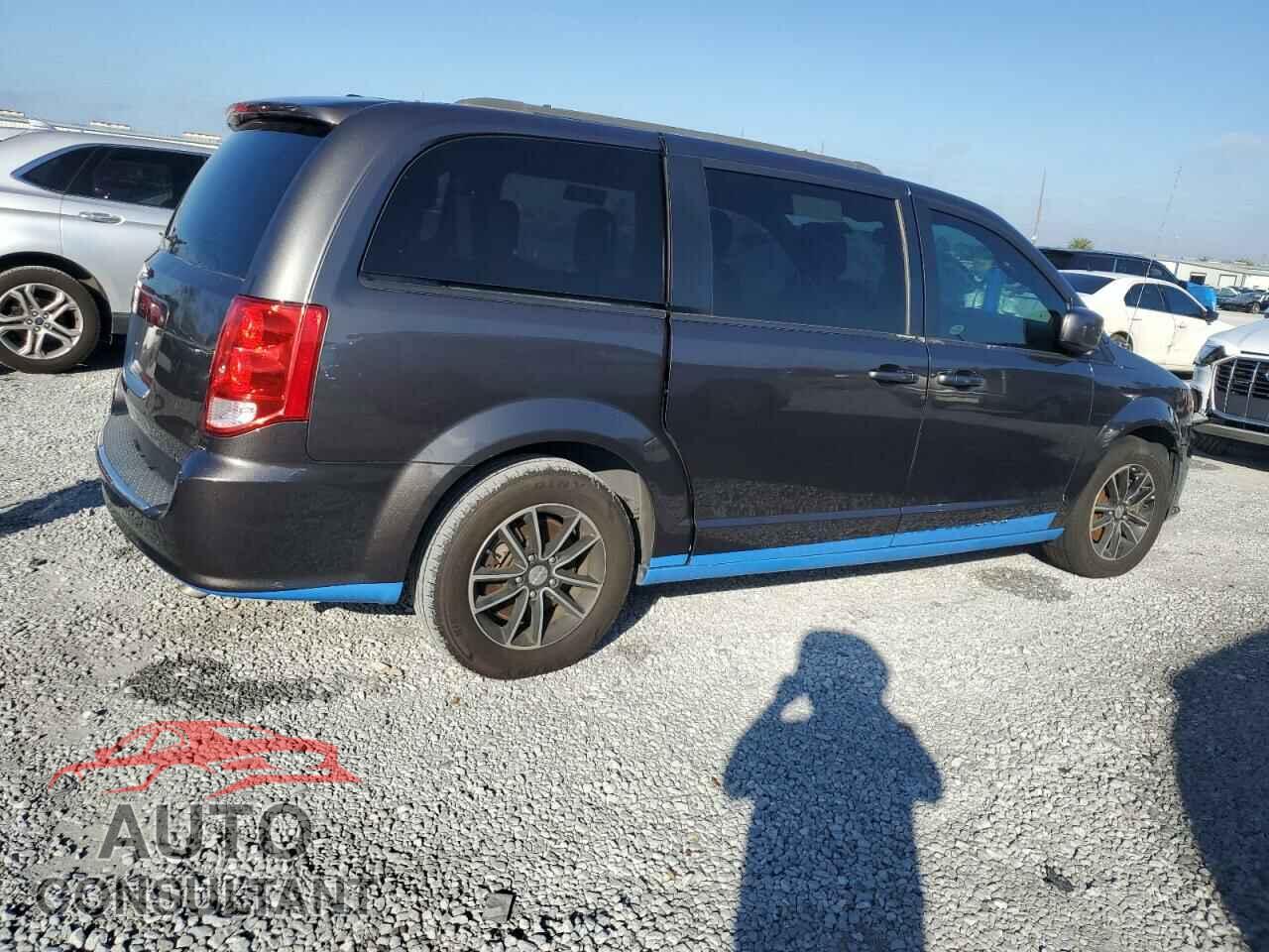DODGE CARAVAN 2018 - 2C4RDGEG5JR318861