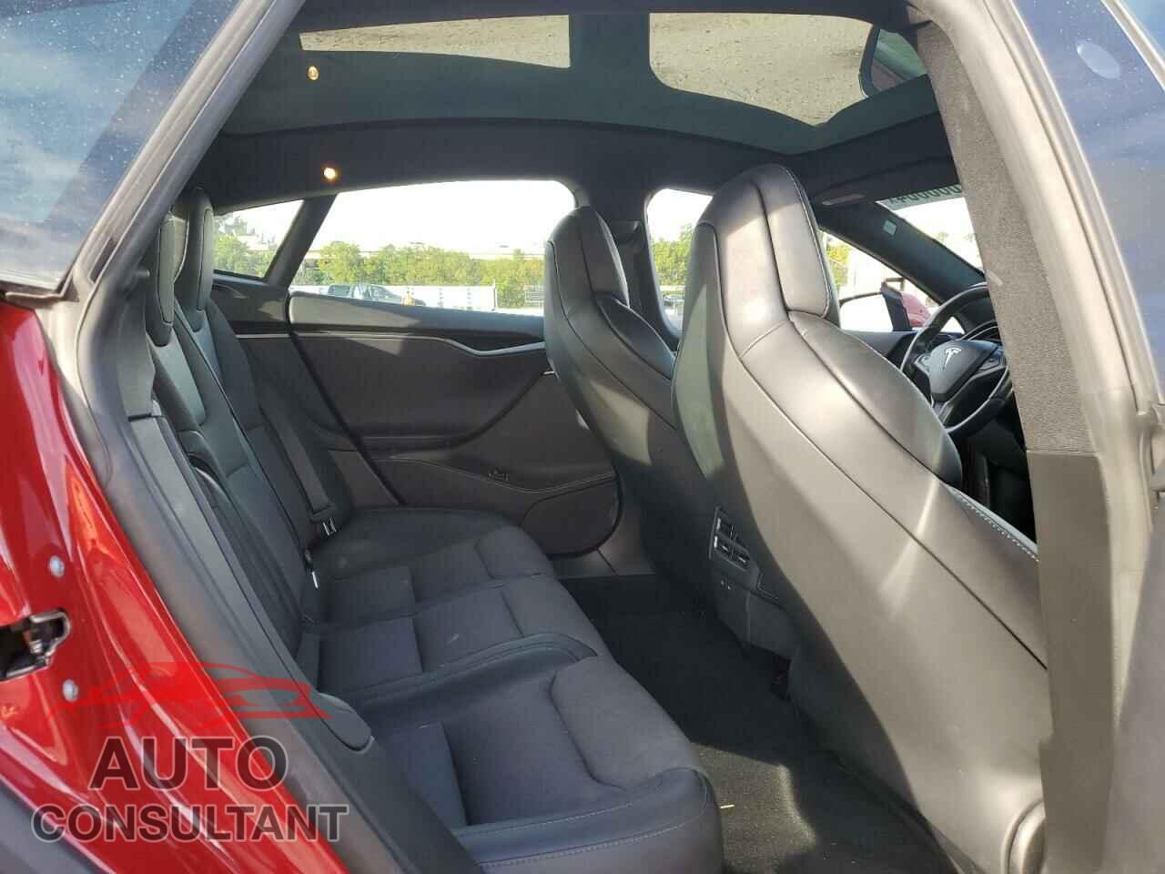 TESLA MODEL S 2018 - 5YJSA1E22JF295787