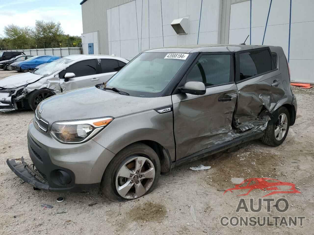 KIA SOUL 2017 - KNDJN2A2XH7446113