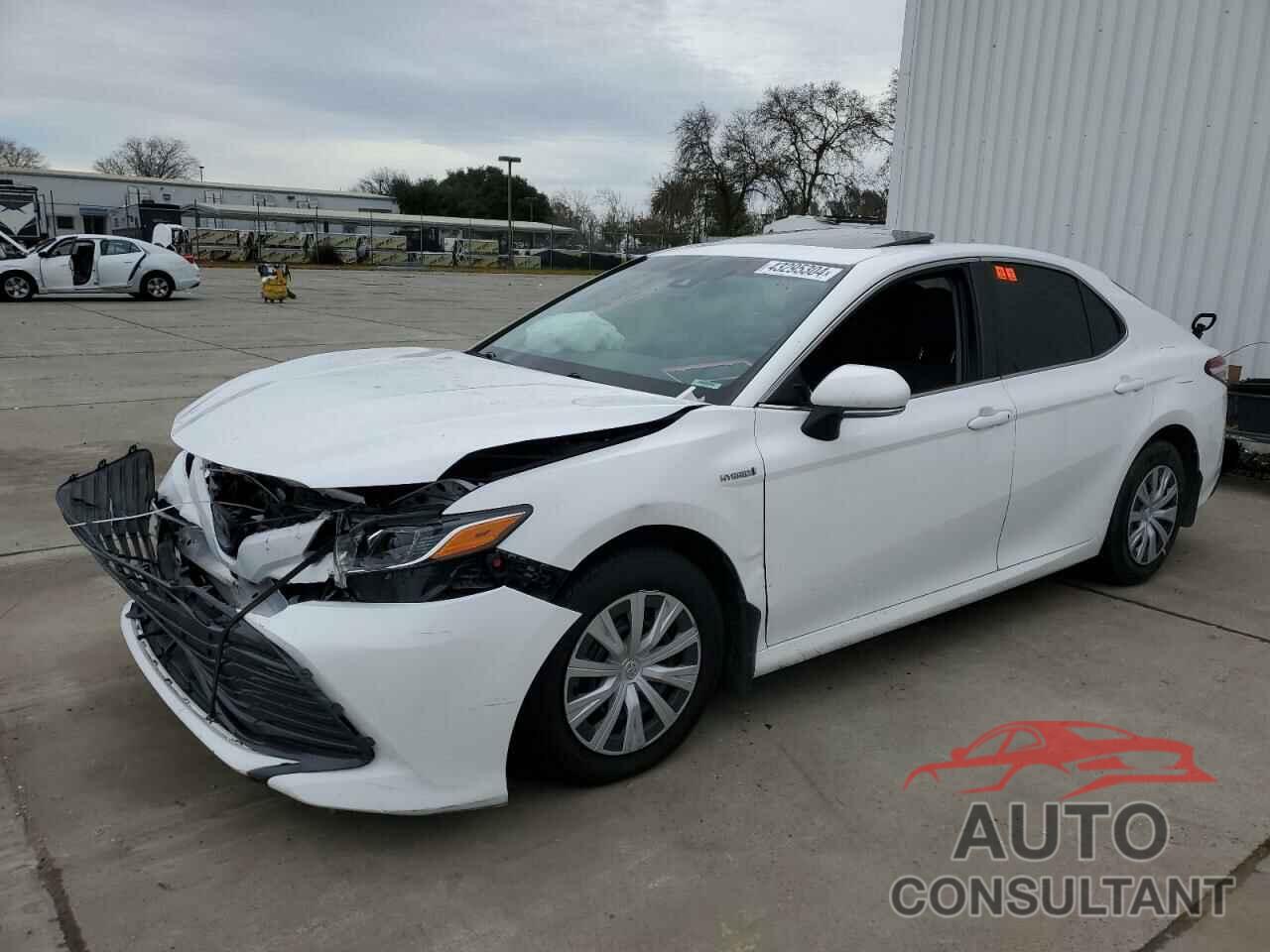 TOYOTA CAMRY 2018 - 4T1B31HK5JU506005