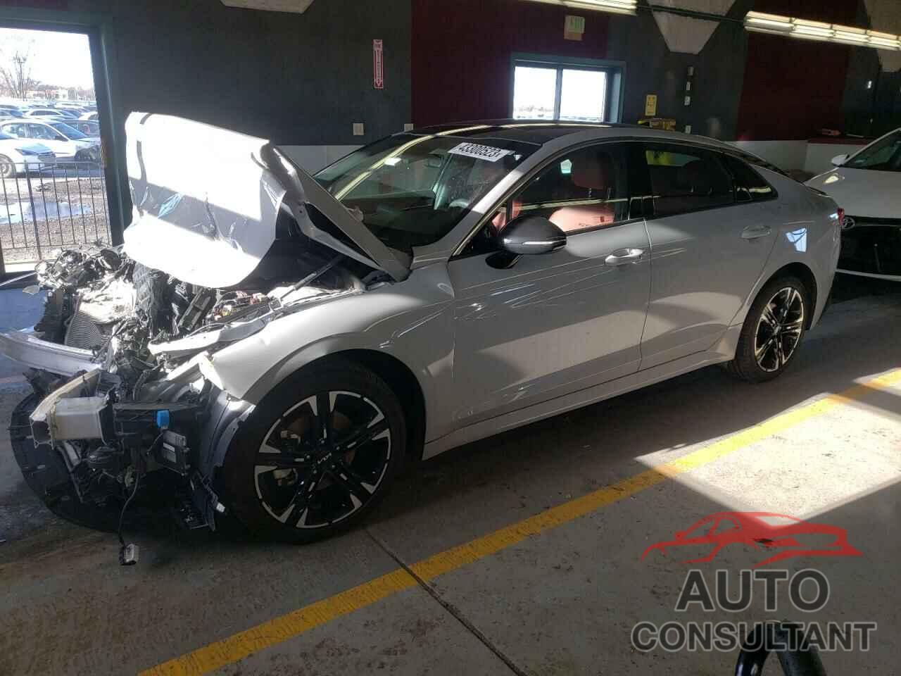 KIA K5 2022 - 5XXG64J23NG164739
