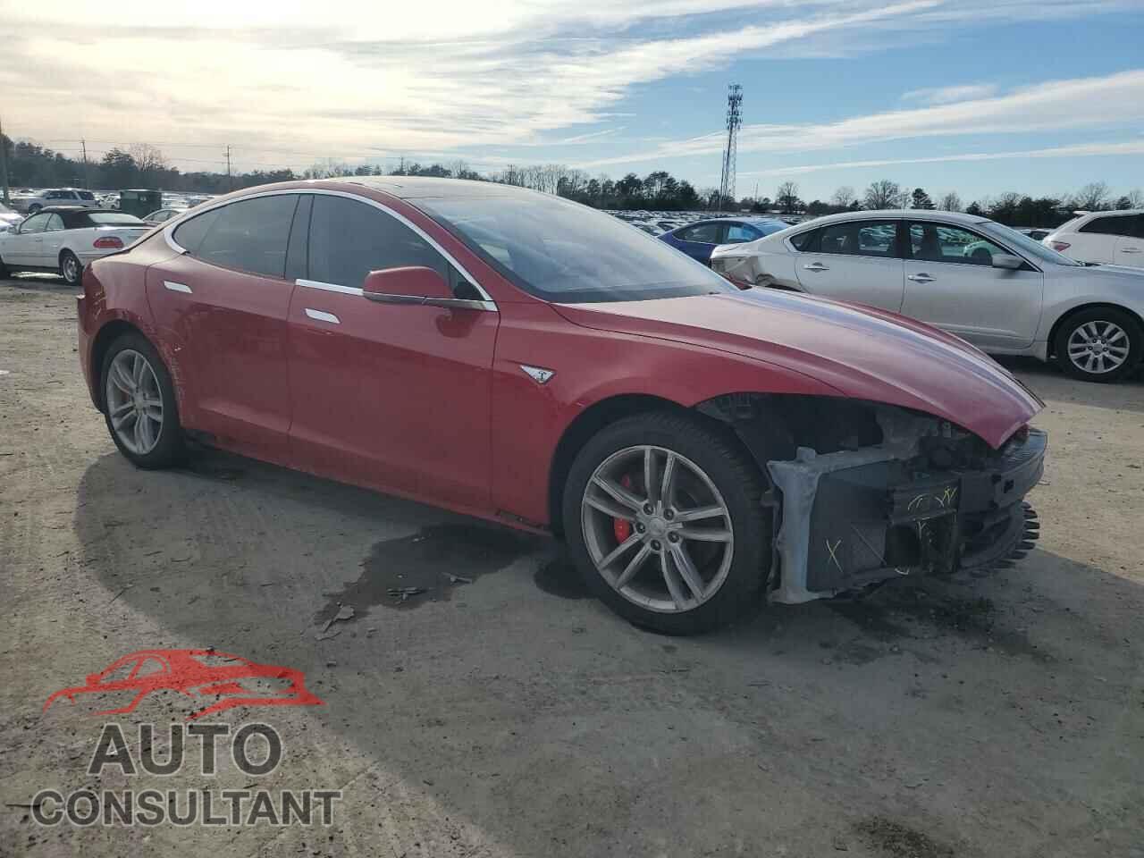 TESLA MODEL S 2013 - 5YJSA1CN6DFP09932