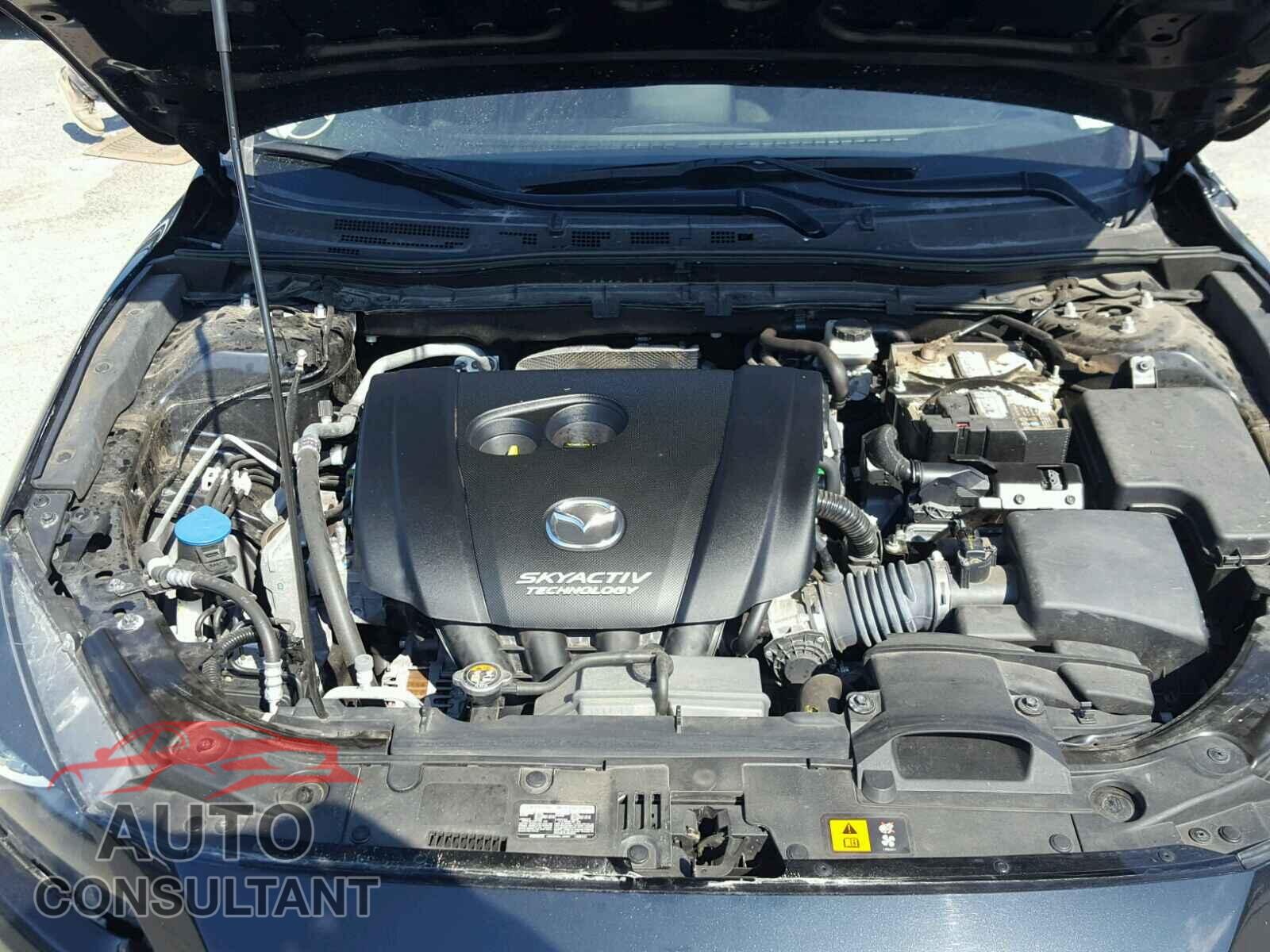 MAZDA 3 2017 - 3MZBN1U77HM109231
