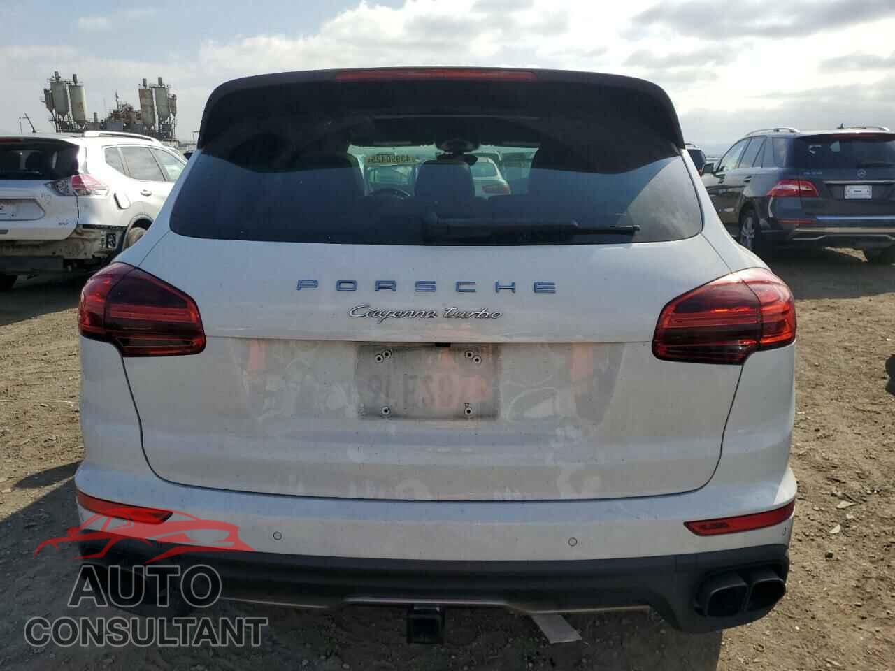 PORSCHE CAYENNE 2015 - WP1AC2A21FLA80938