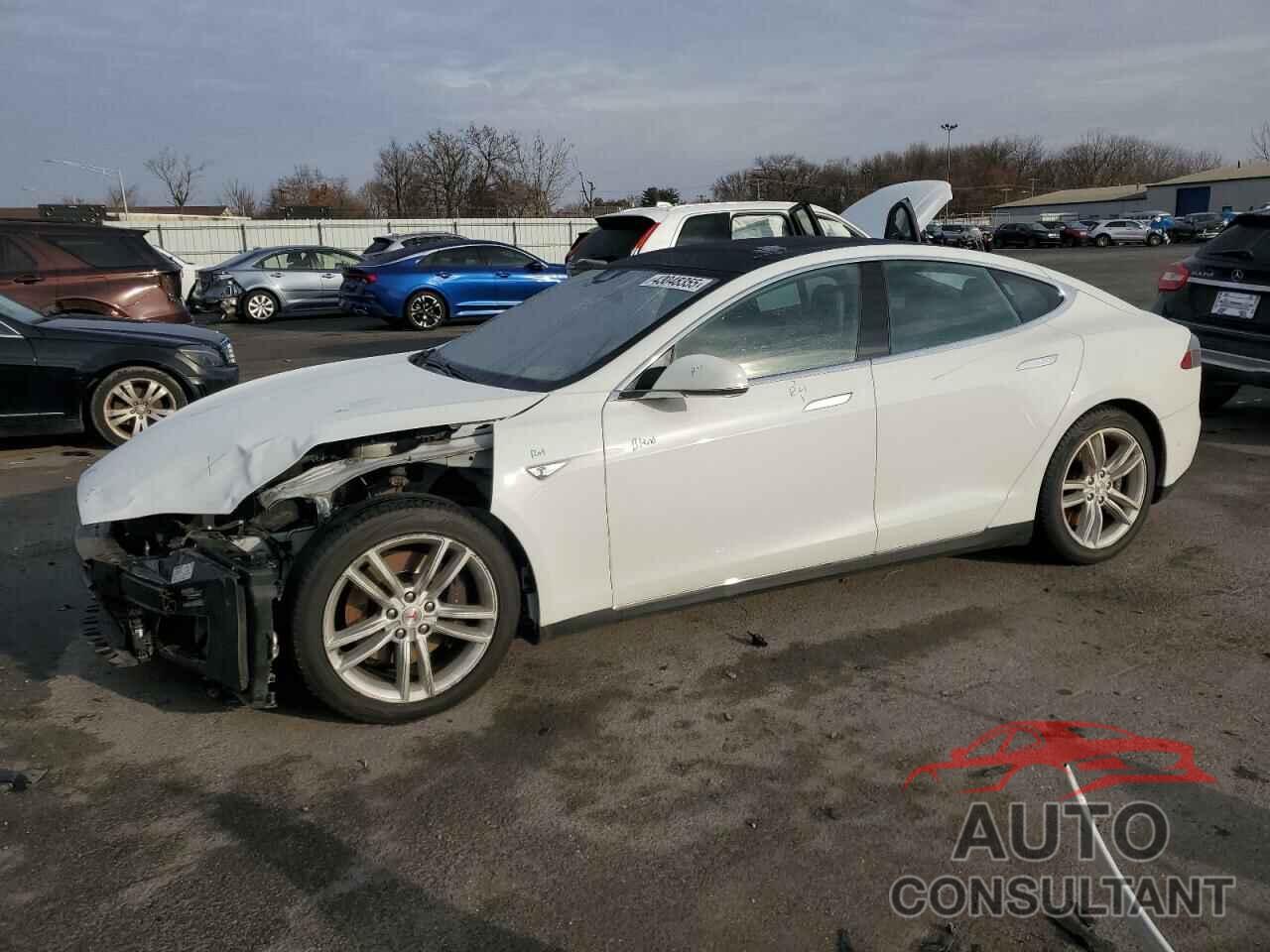 TESLA MODEL S 2016 - 5YJSA1E27GF129516