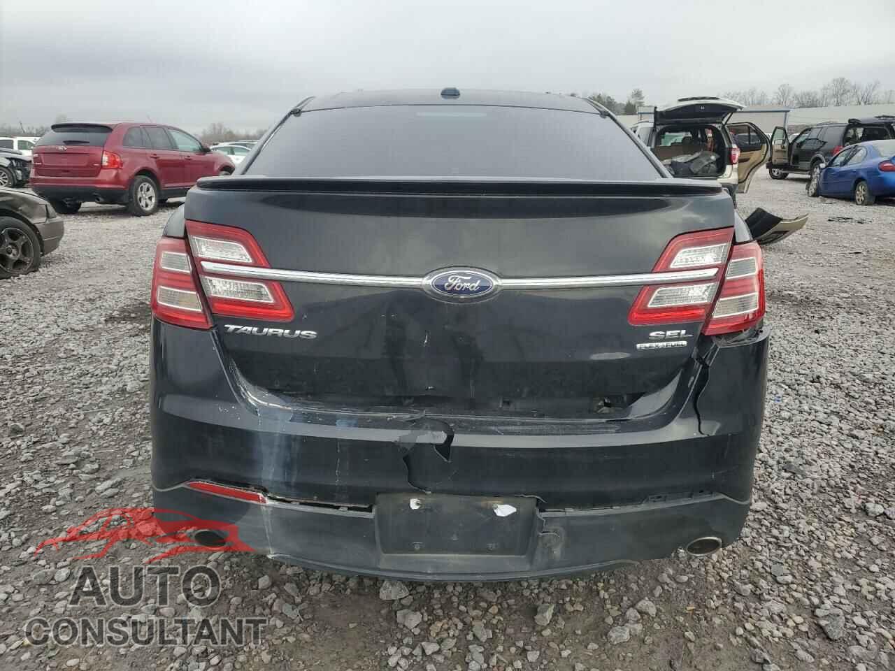 FORD TAURUS 2015 - 1FAHP2E82FG120526