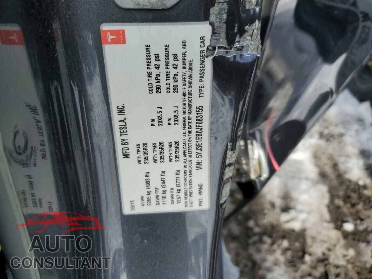 TESLA MODEL 3 2018 - 5YJ3E1EB0JF083155