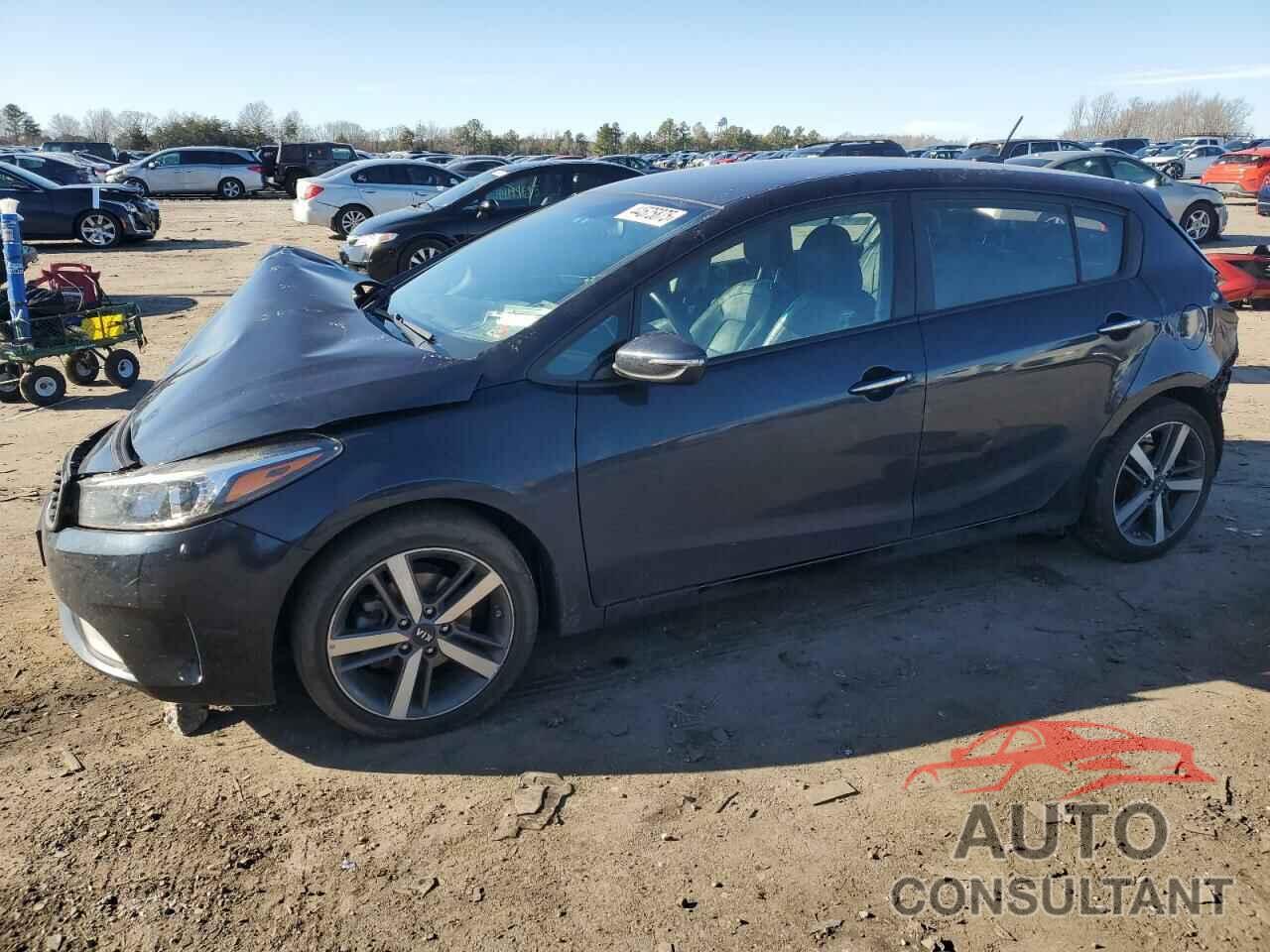 KIA FORTE 2017 - KNAFX5A83H5715163