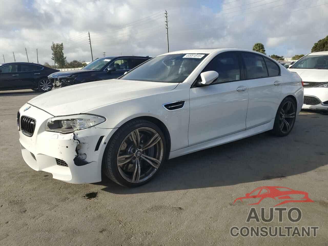 BMW M5 2013 - WBSFV9C56DD096389