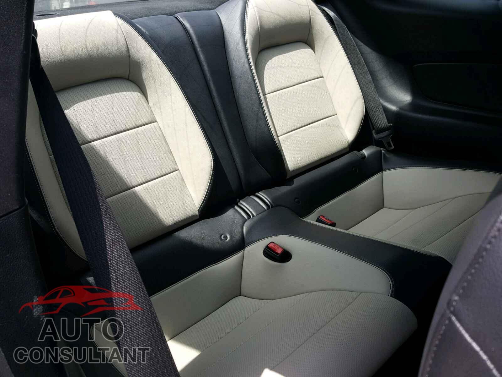 FORD MUSTANG 2017 - 1FA6P8TH3H5292589
