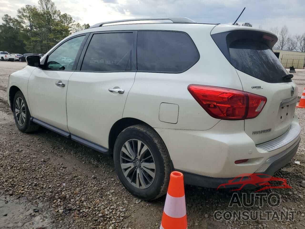 NISSAN PATHFINDER 2017 - 5N1DR2MM9HC620190