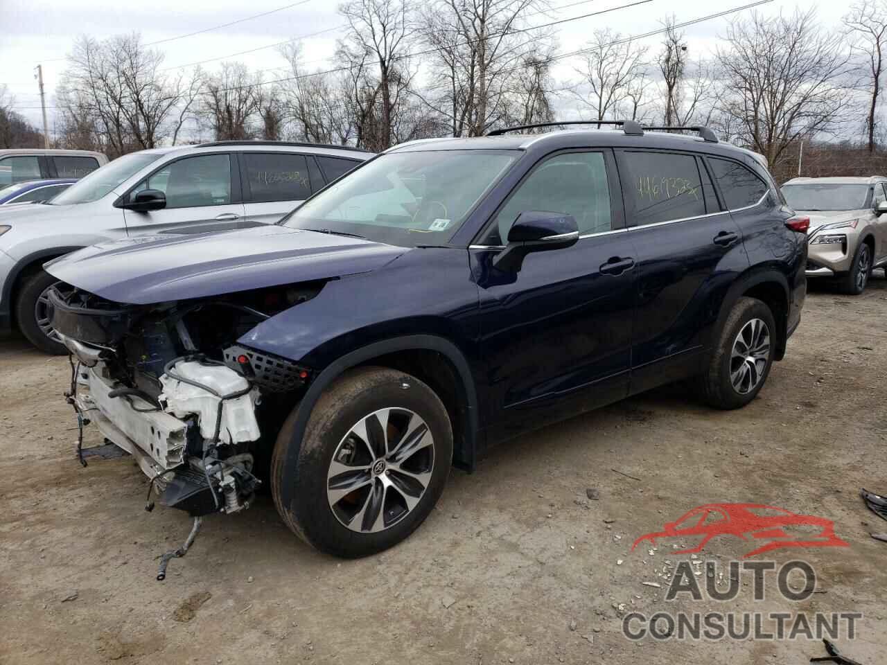 TOYOTA HIGHLANDER 2021 - 5TDHBRCHXMS533429