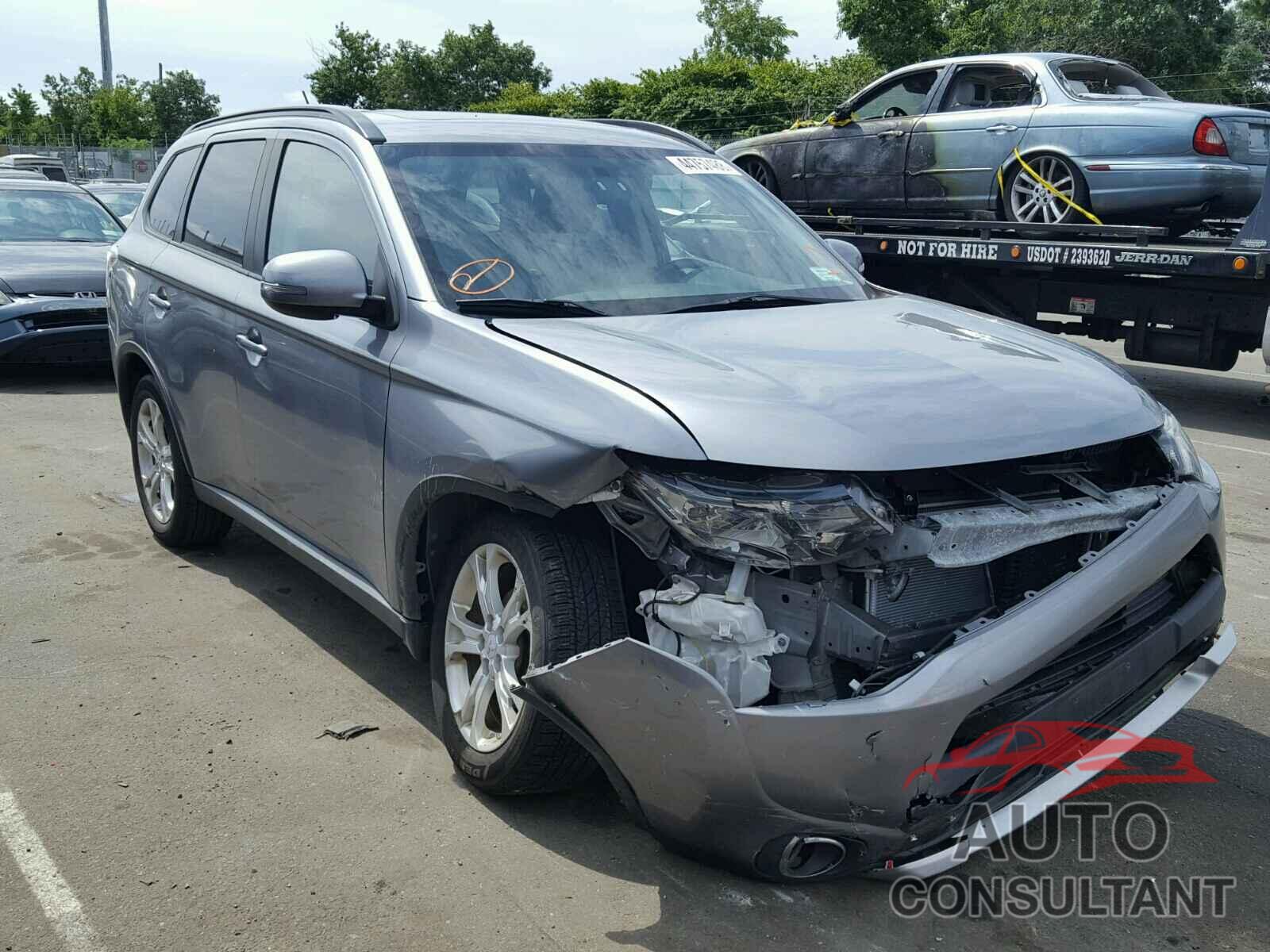 MITSUBISHI OUTLANDER SE 2015 - JA4AZ3A38FZ004025