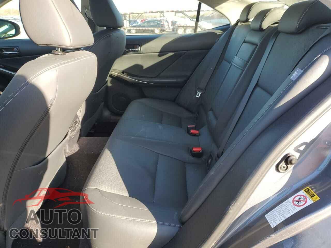 LEXUS IS 2014 - JTHCE1D28E5003544