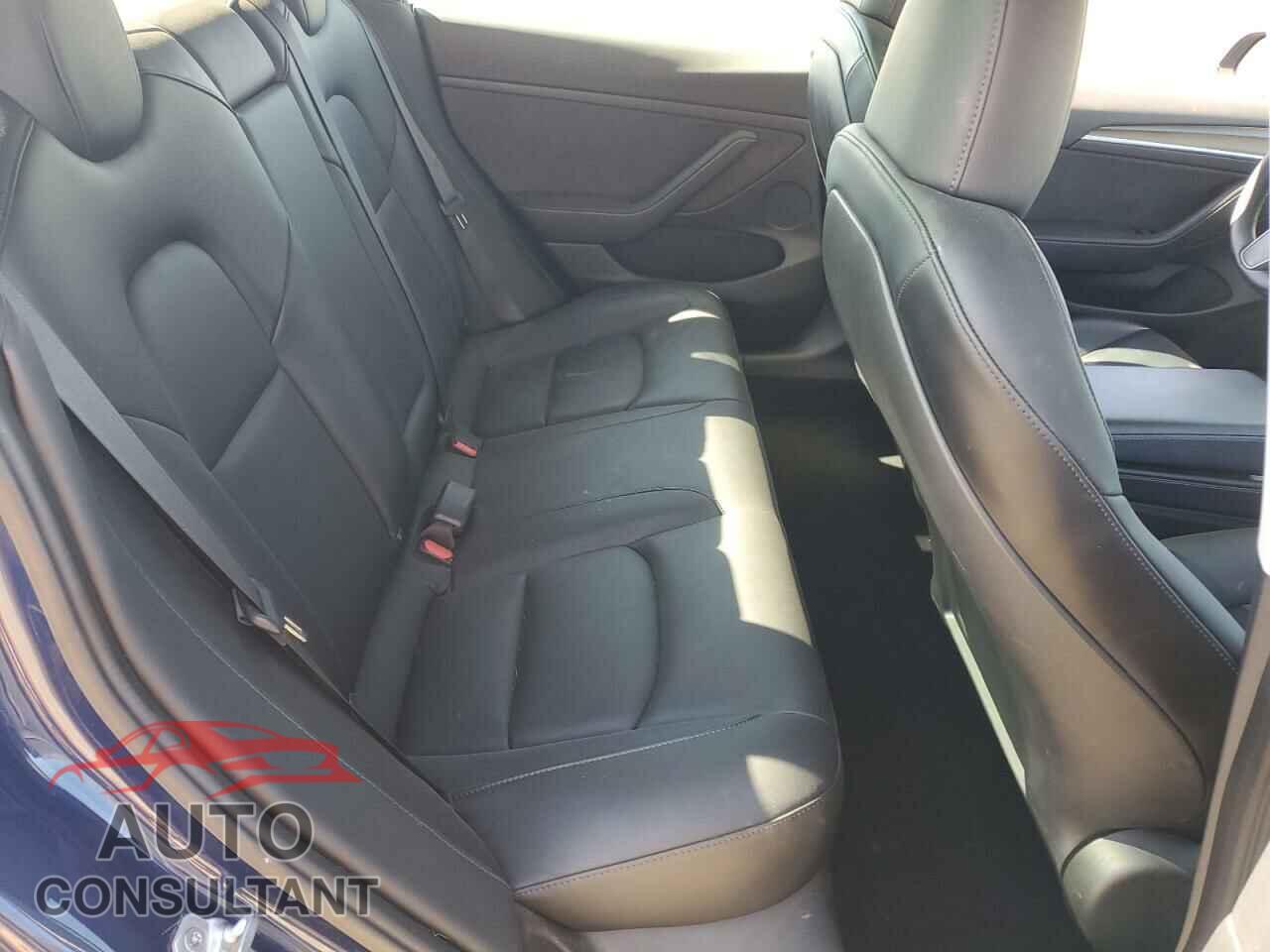 TESLA MODEL 3 2021 - 5YJ3E1EA7MF071404