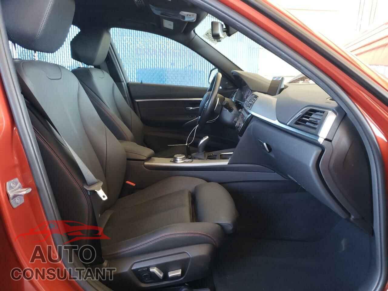 BMW 3 SERIES 2018 - WBA8B9C5XJEE81498