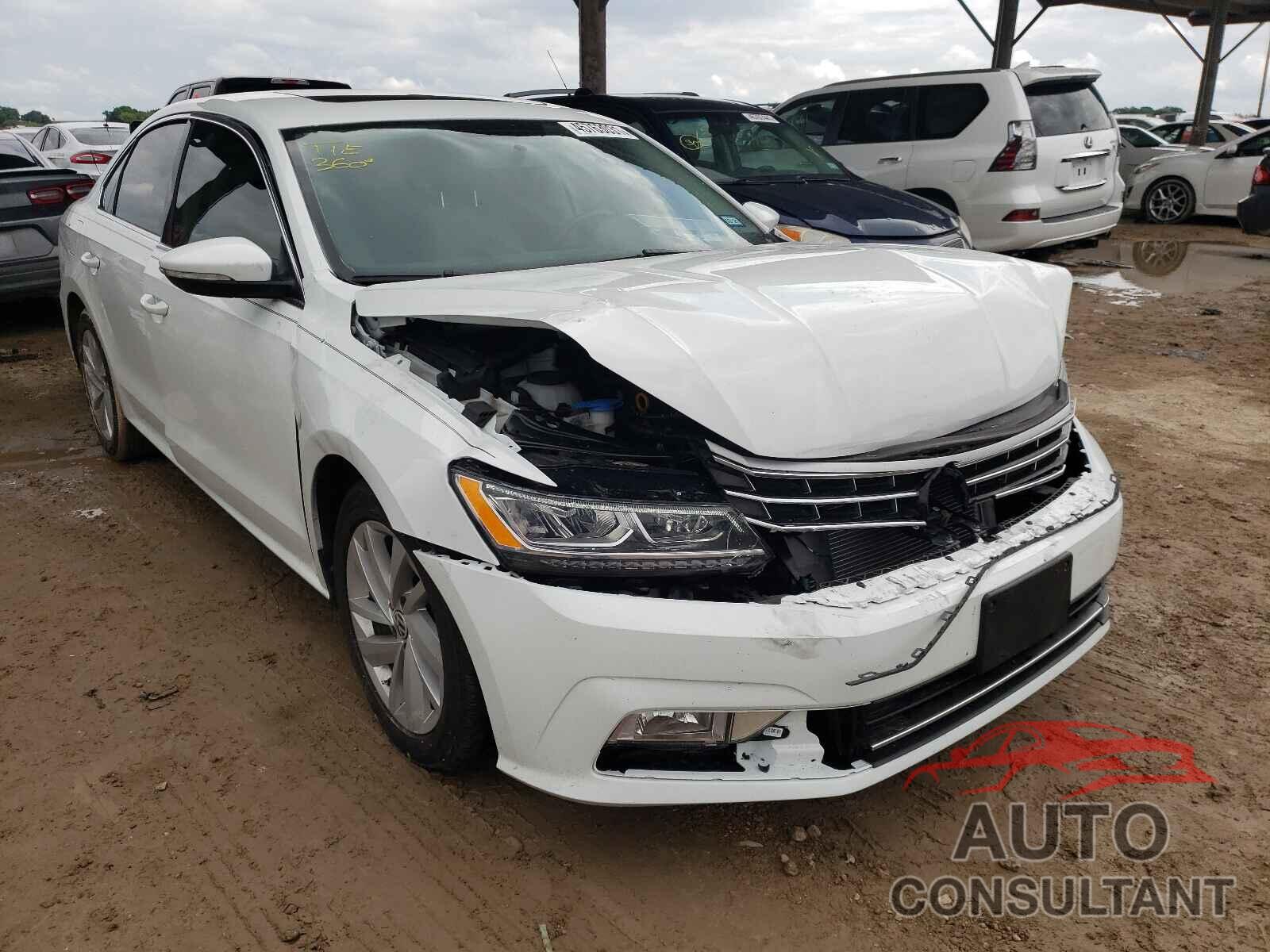 VOLKSWAGEN PASSAT 2018 - 1VWBA7A33JC032364