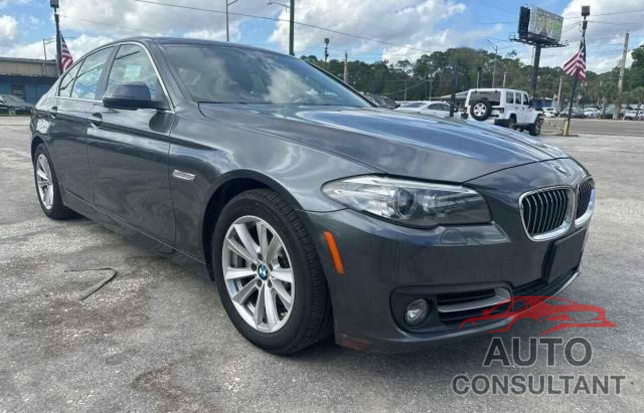 BMW 5 SERIES 2016 - WBA5A5C57GD525385