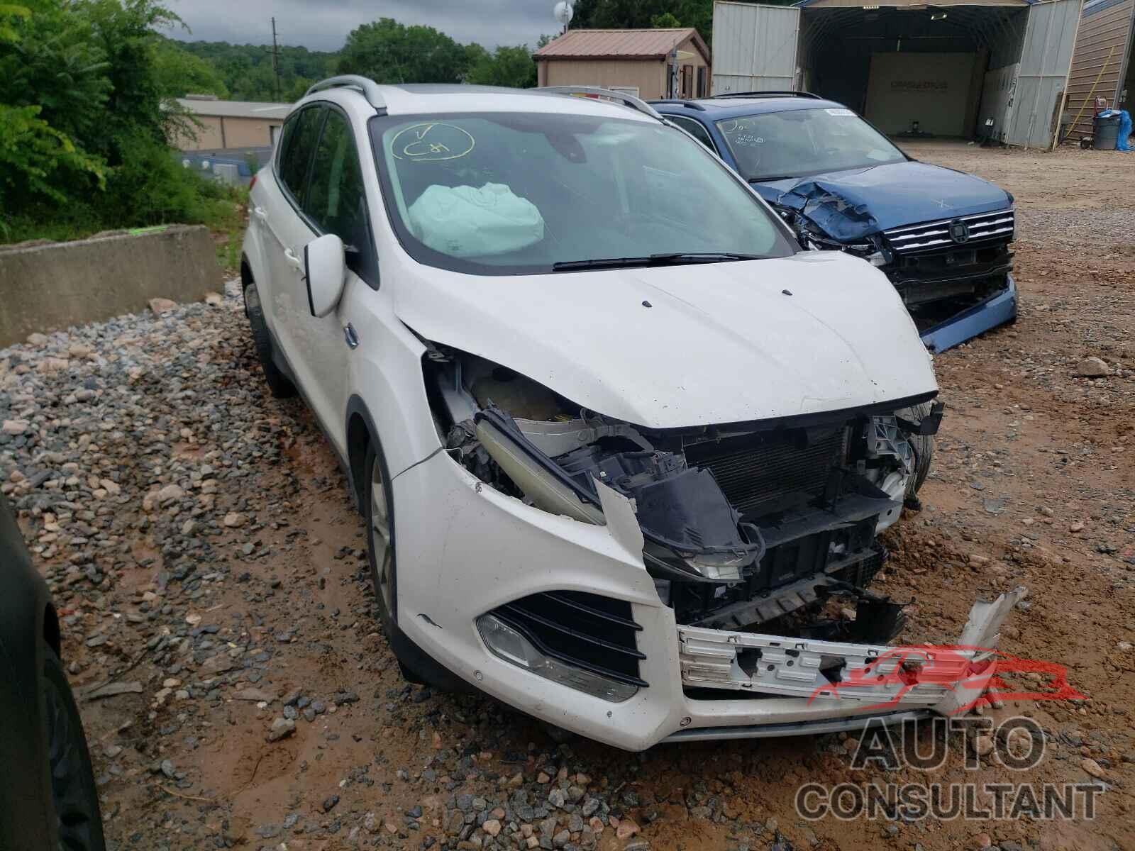 FORD ESCAPE 2016 - 1FMCU9J99GUB37360