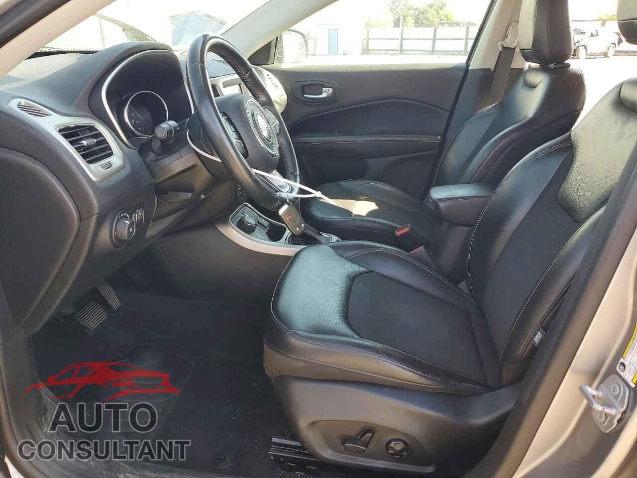 JEEP COMPASS 2018 - 3C4NJDBB3JT178207