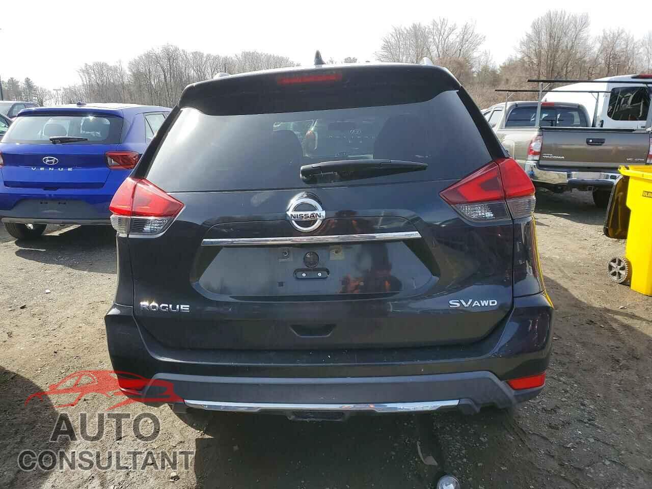 NISSAN ROGUE 2017 - KNMAT2MV9HP589727