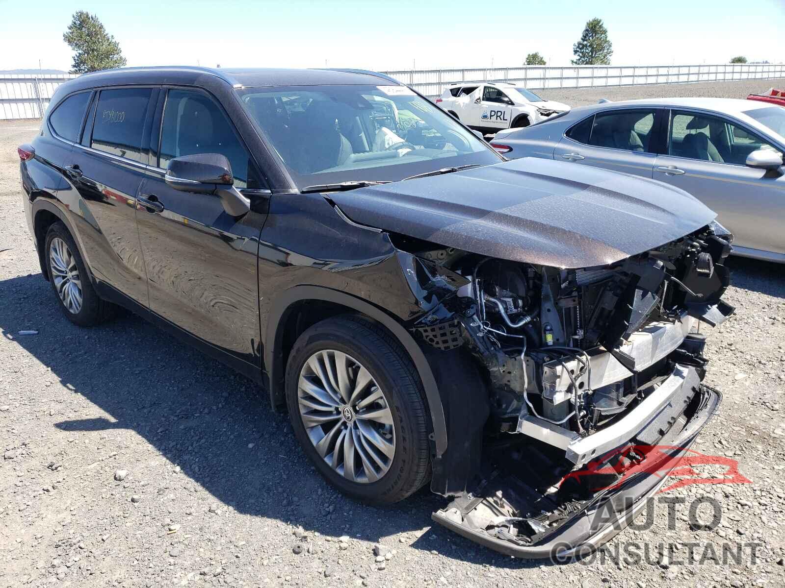 TOYOTA HIGHLANDER 2021 - 5TDFZRBH4MS071180