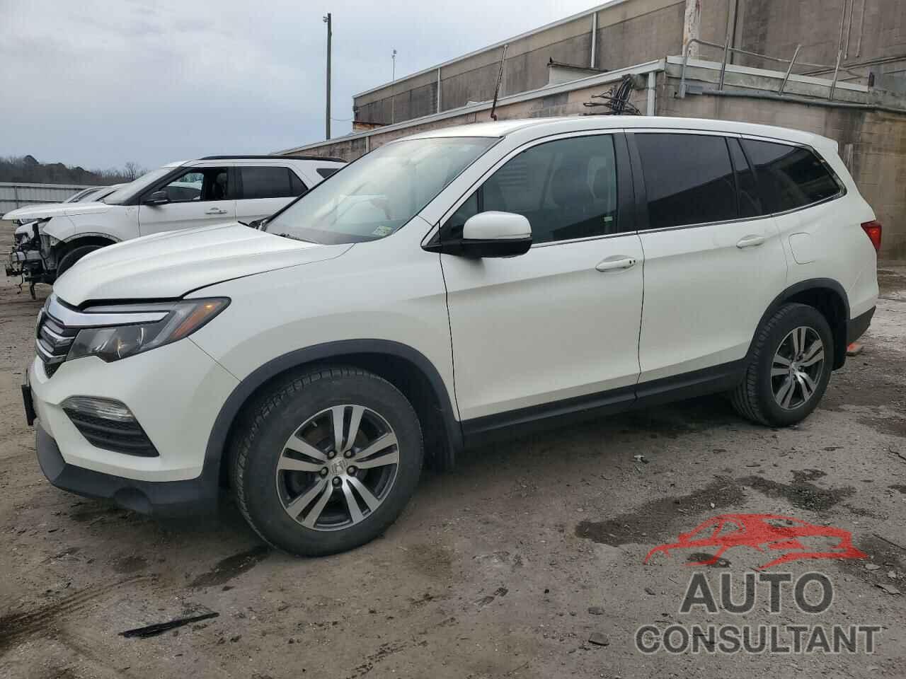 HONDA PILOT 2017 - 5FNYF6H39HB079653