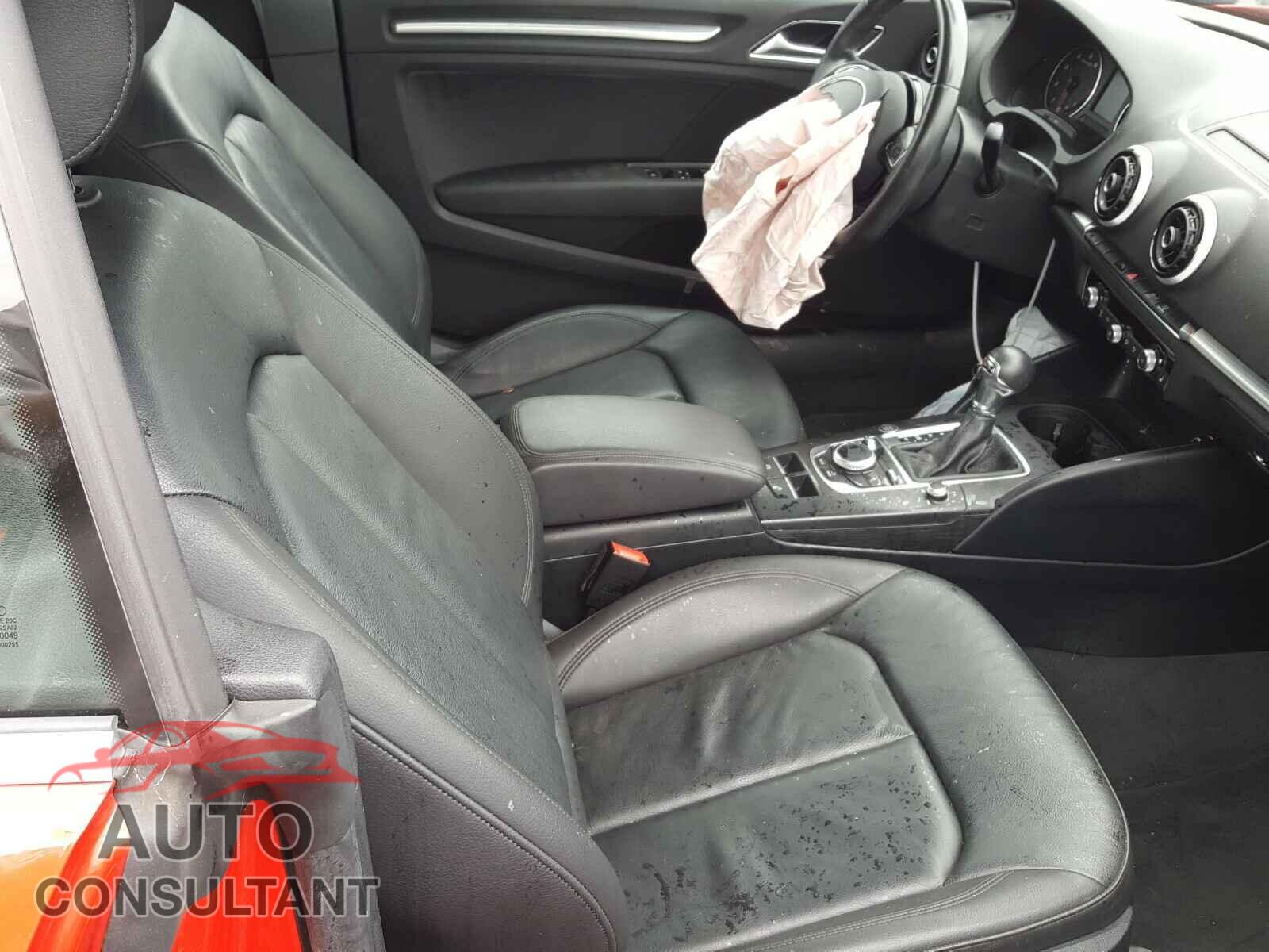 AUDI A3 2015 - WAU5CLFF0F1121296