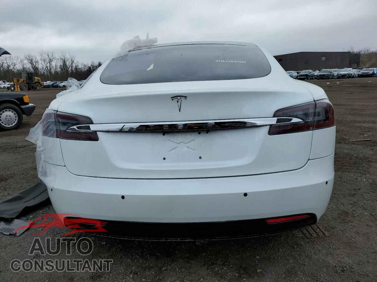 TESLA MODEL S 2020 - 5YJSA1E27LF360331