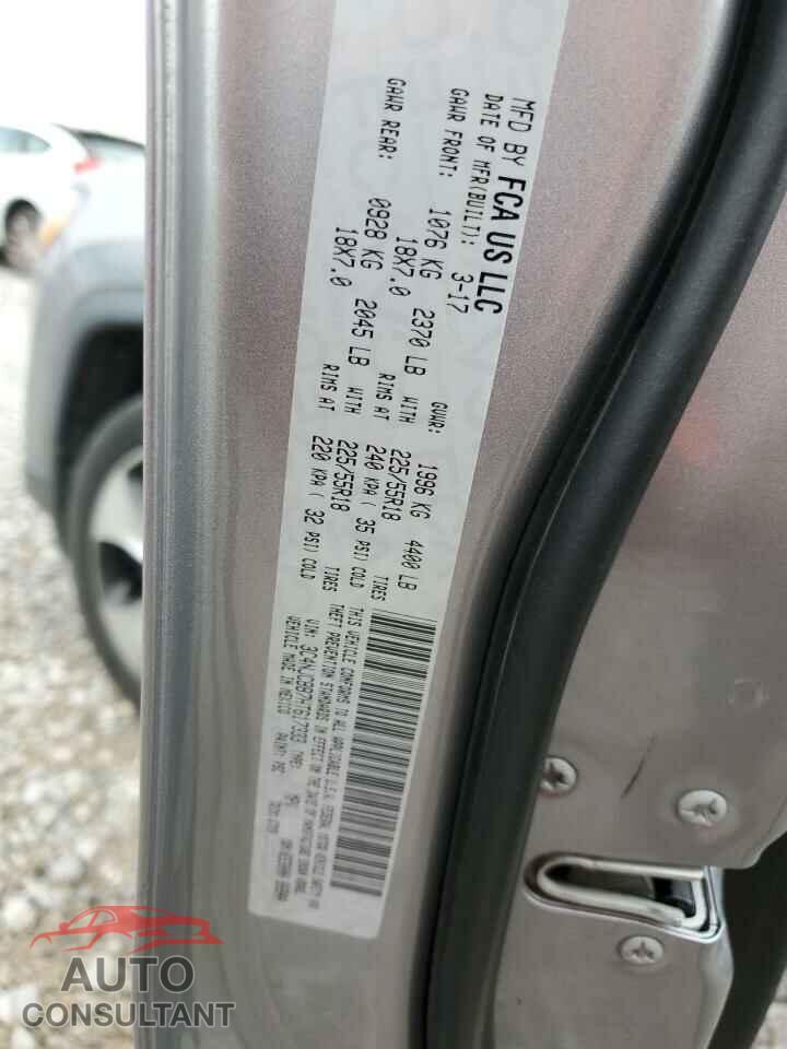 JEEP COMPASS 2017 - 3C4NJCBB7HT617333
