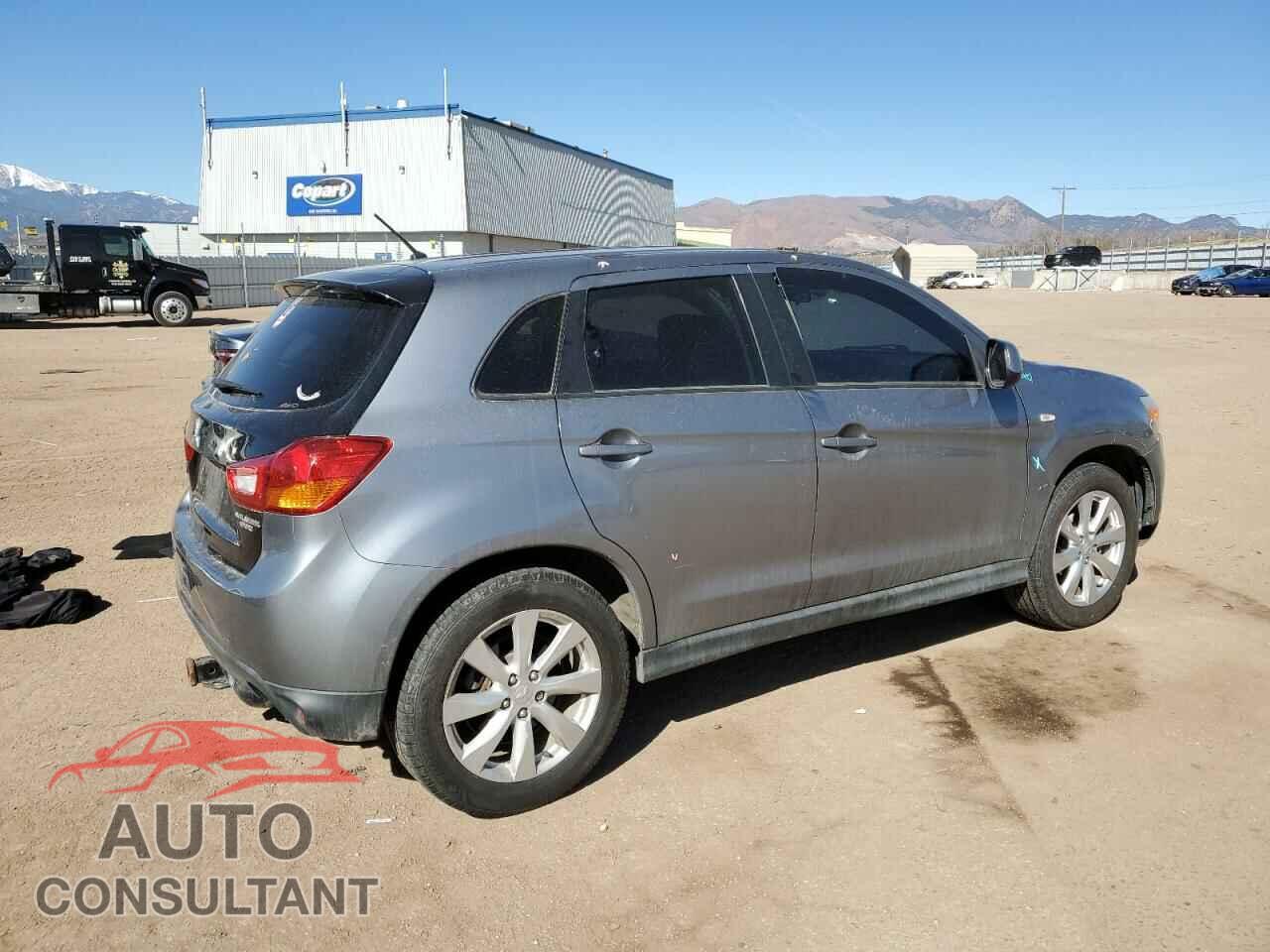 MITSUBISHI OUTLANDER 2013 - 4A4AR3AU2DE005022