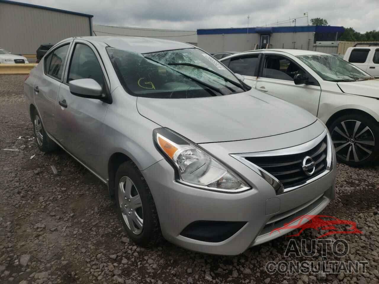 NISSAN VERSA 2017 - 3N1CN7AP9HL879924