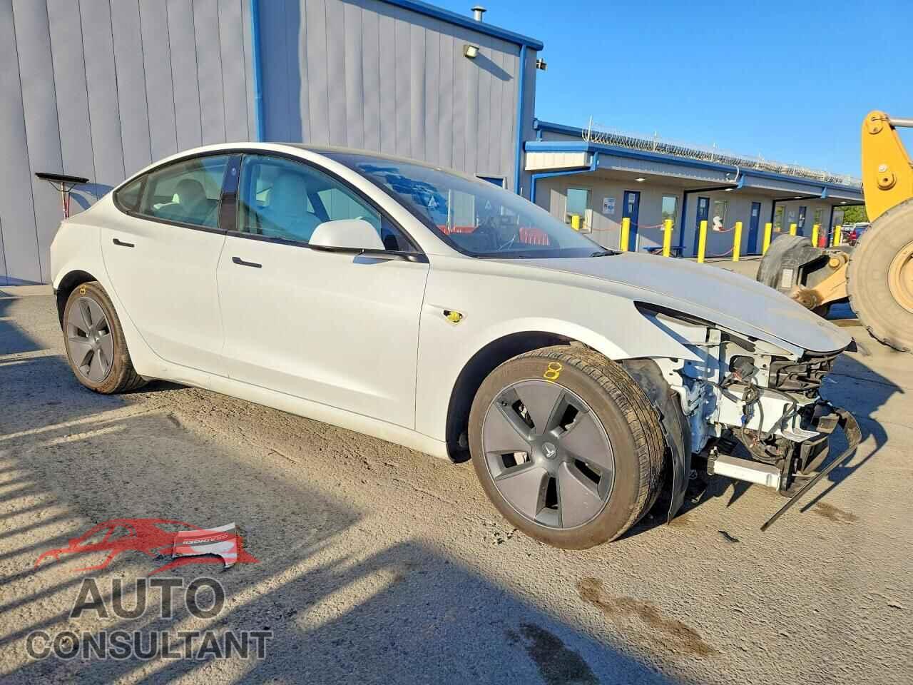 TESLA MODEL 3 2023 - 5YJ3E1EA1PF608272
