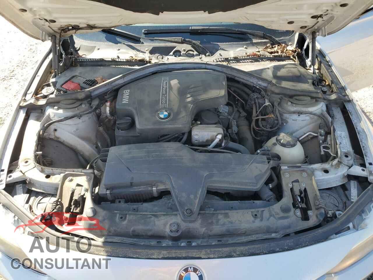 BMW 3 SERIES 2013 - WBA3A5G53DNP25672
