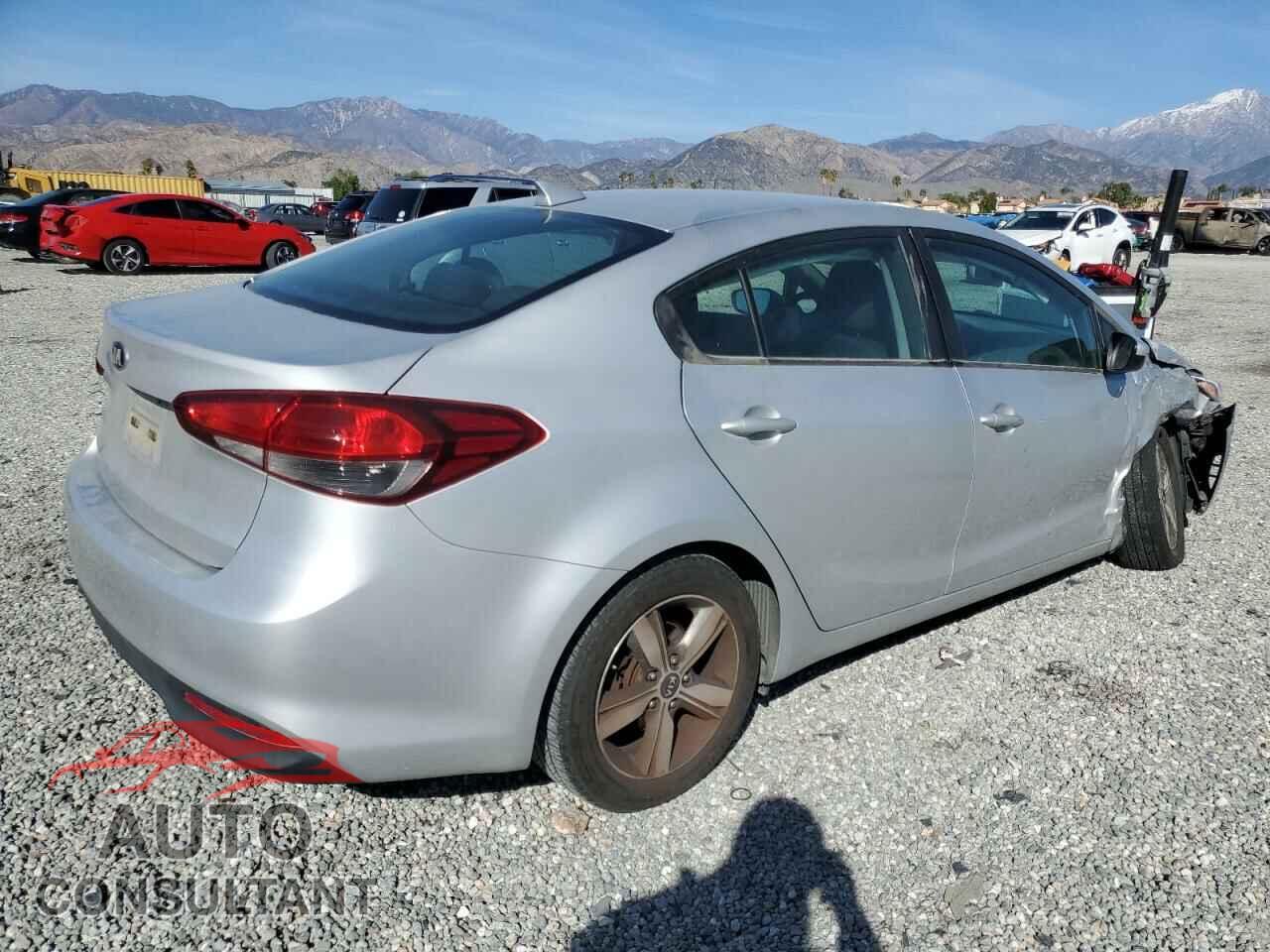 KIA FORTE 2018 - 3KPFL4A75JE210865