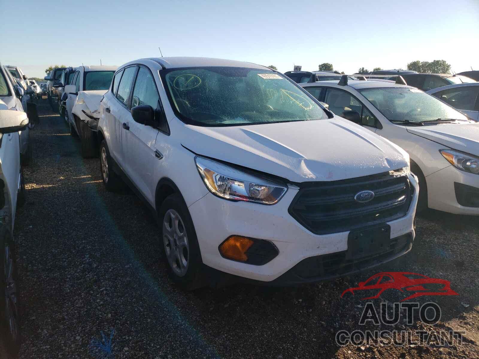 FORD ESCAPE 2017 - 1FMCU0F73HUC28368
