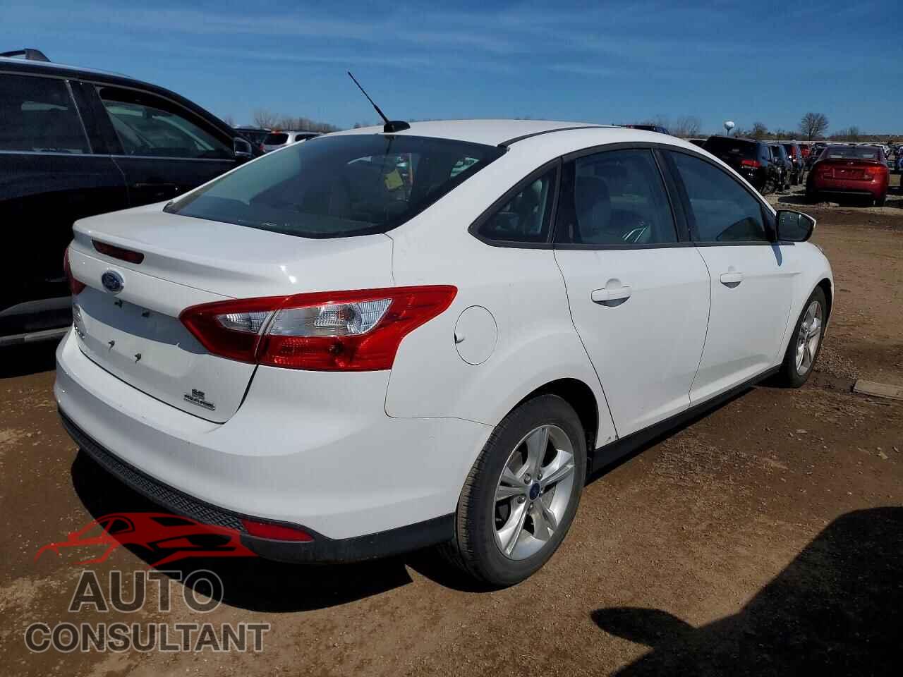 FORD FOCUS 2013 - 1FADP3F2XDL318001