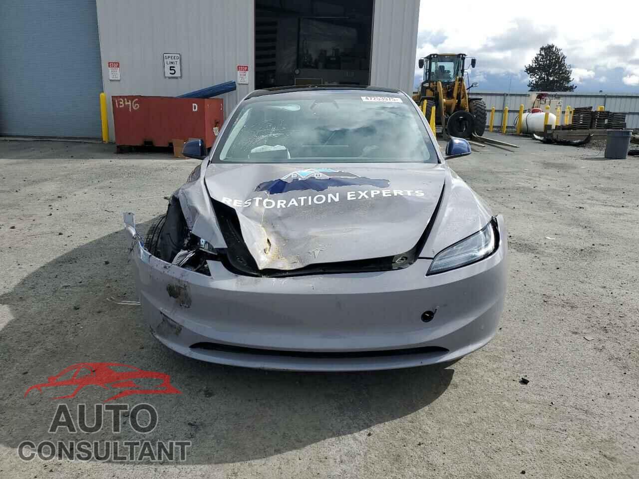 TESLA MODEL 3 2024 - 5YJ3E1EB9RF810143