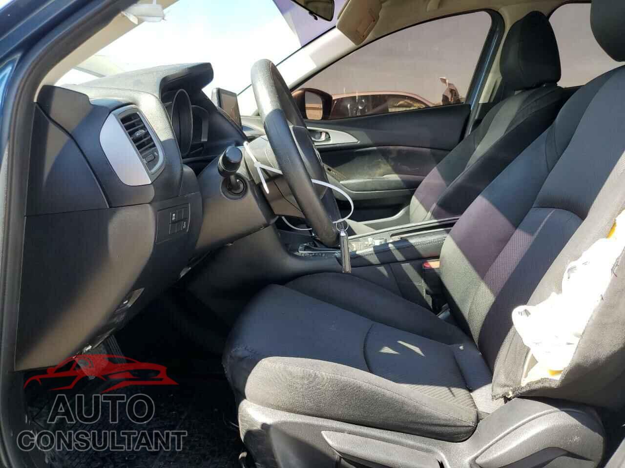MAZDA 3 2017 - 3MZBN1U73HM155509