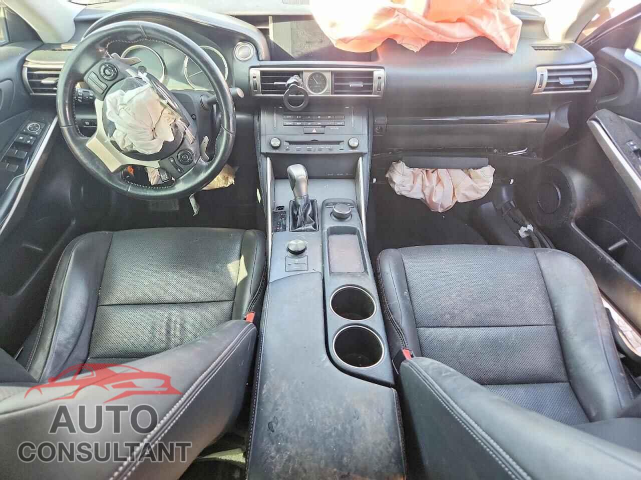 LEXUS IS 2016 - JTHBA1D29G5031363