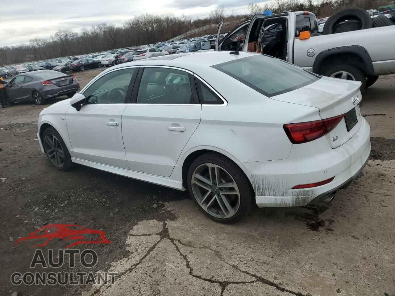 AUDI A3 2019 - WAUJEGFF7K1017978