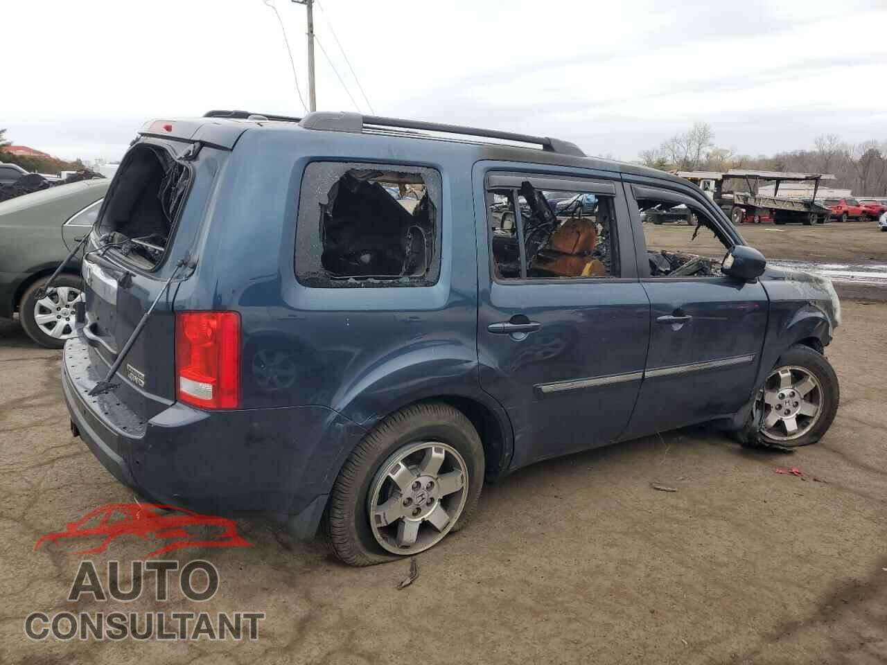 HONDA PILOT 2011 - 5FNYF4H97BB030385