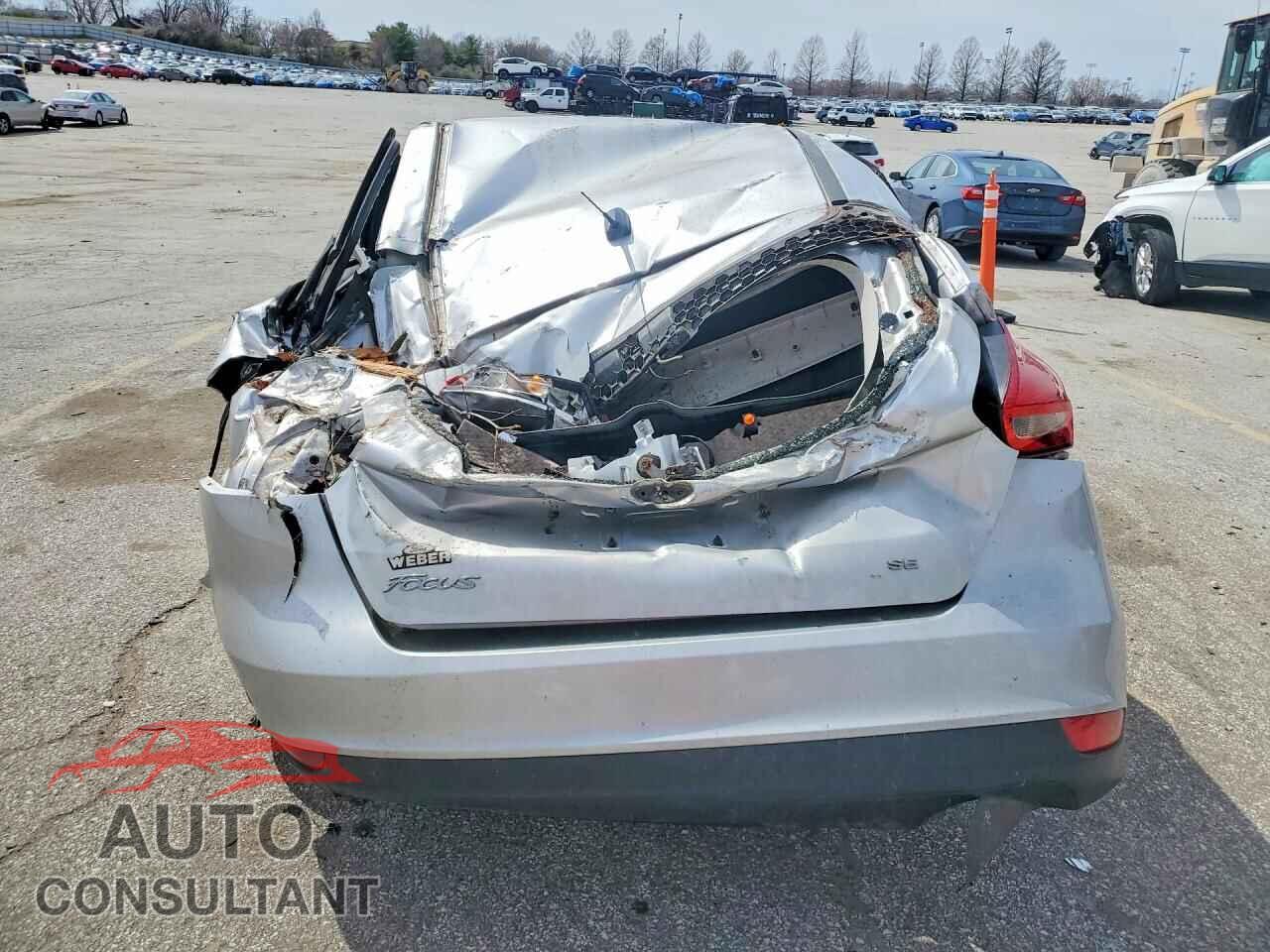 FORD FOCUS 2018 - 1FADP3K22JL315935